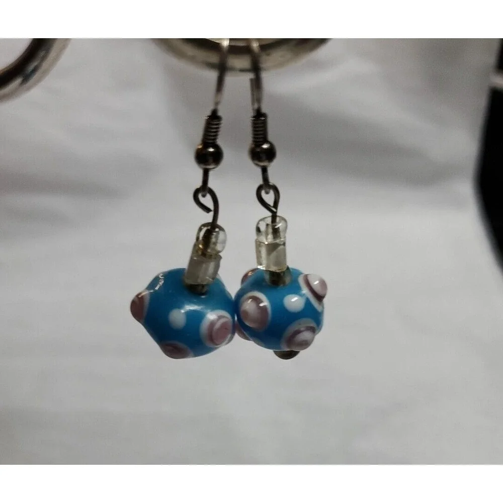 Artisan earring silvertone